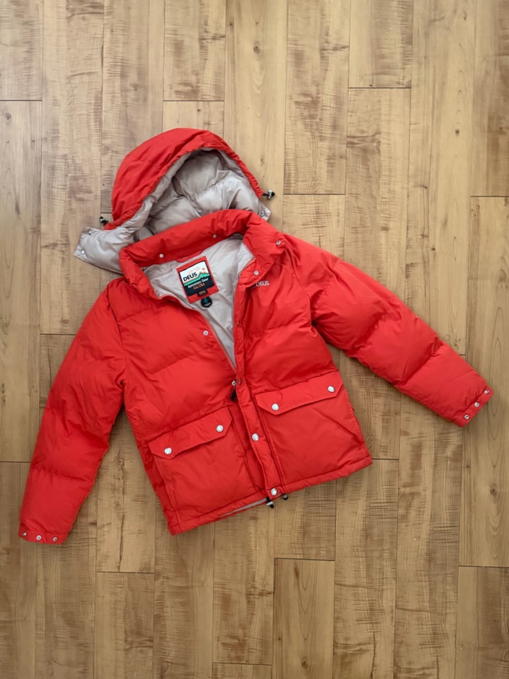 Deus Ex Machina Summit Puffer Jacket Size Small